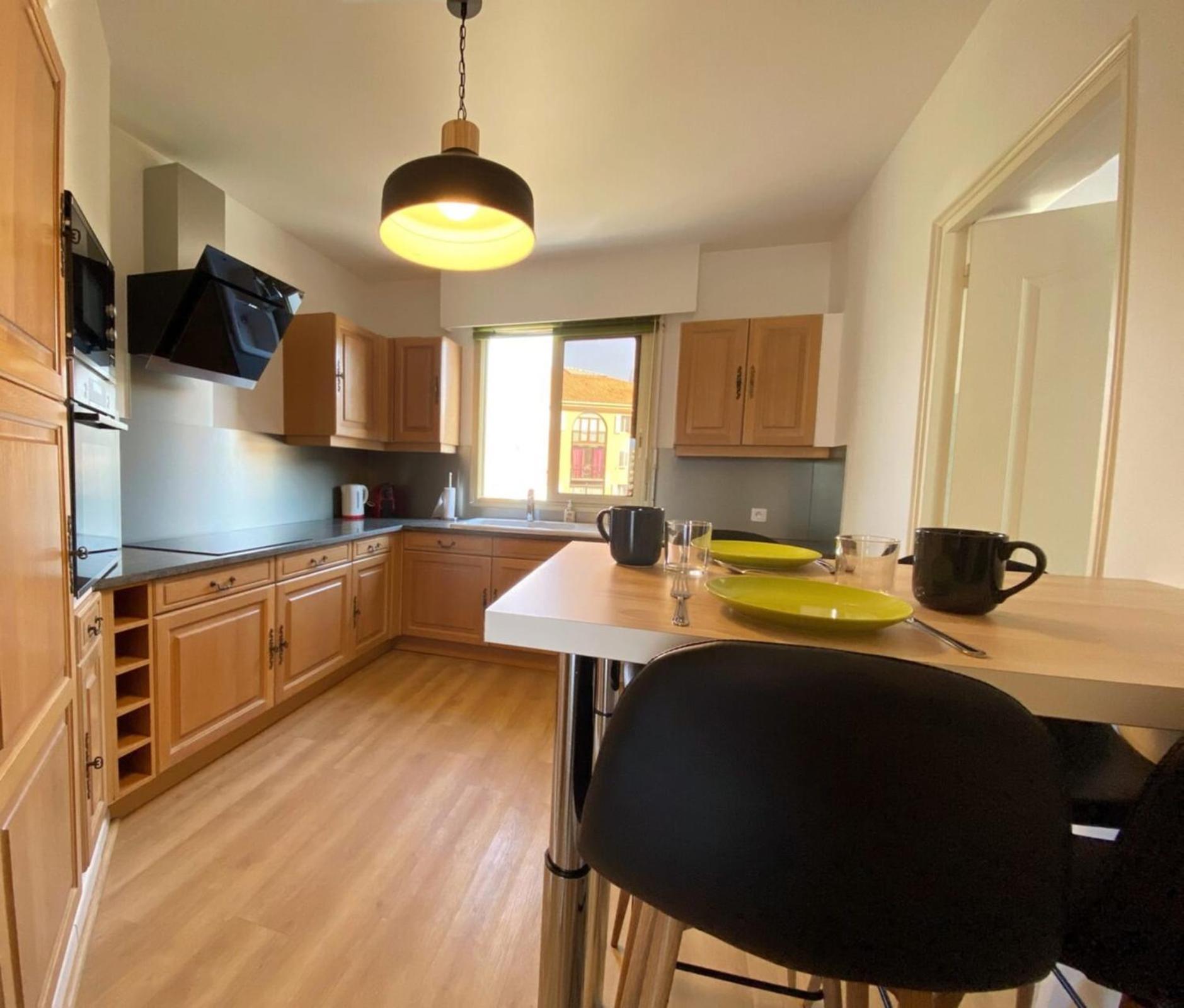 Apartment Casamea - Spacieux, Terrasse, Clim, Parking *